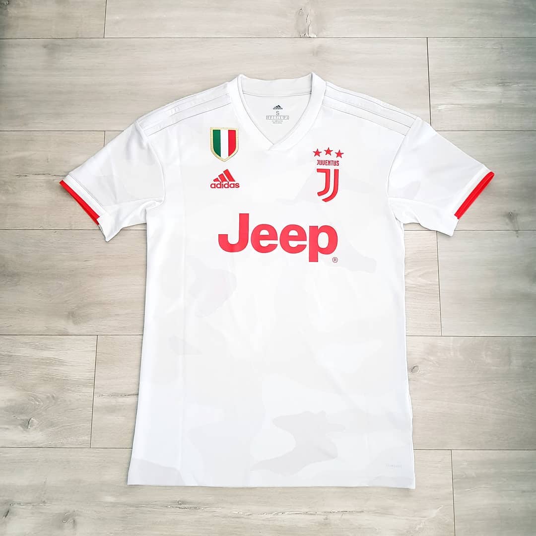 Juventus Turin 2019-2020 Away Store Version Adidas - YourFootballShirt