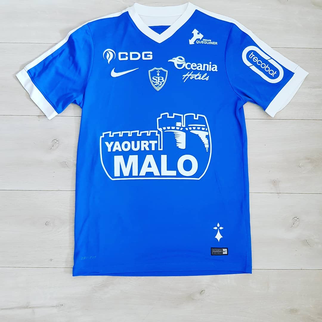 Stade Brestois 2016-2017 Away