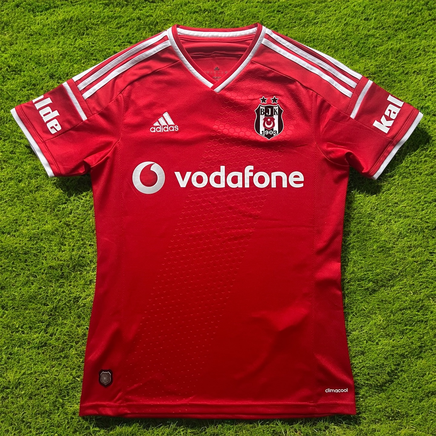 Besiktas 2014-2015 Third Store Version Adidas - YourFootballShirt - Photo 1