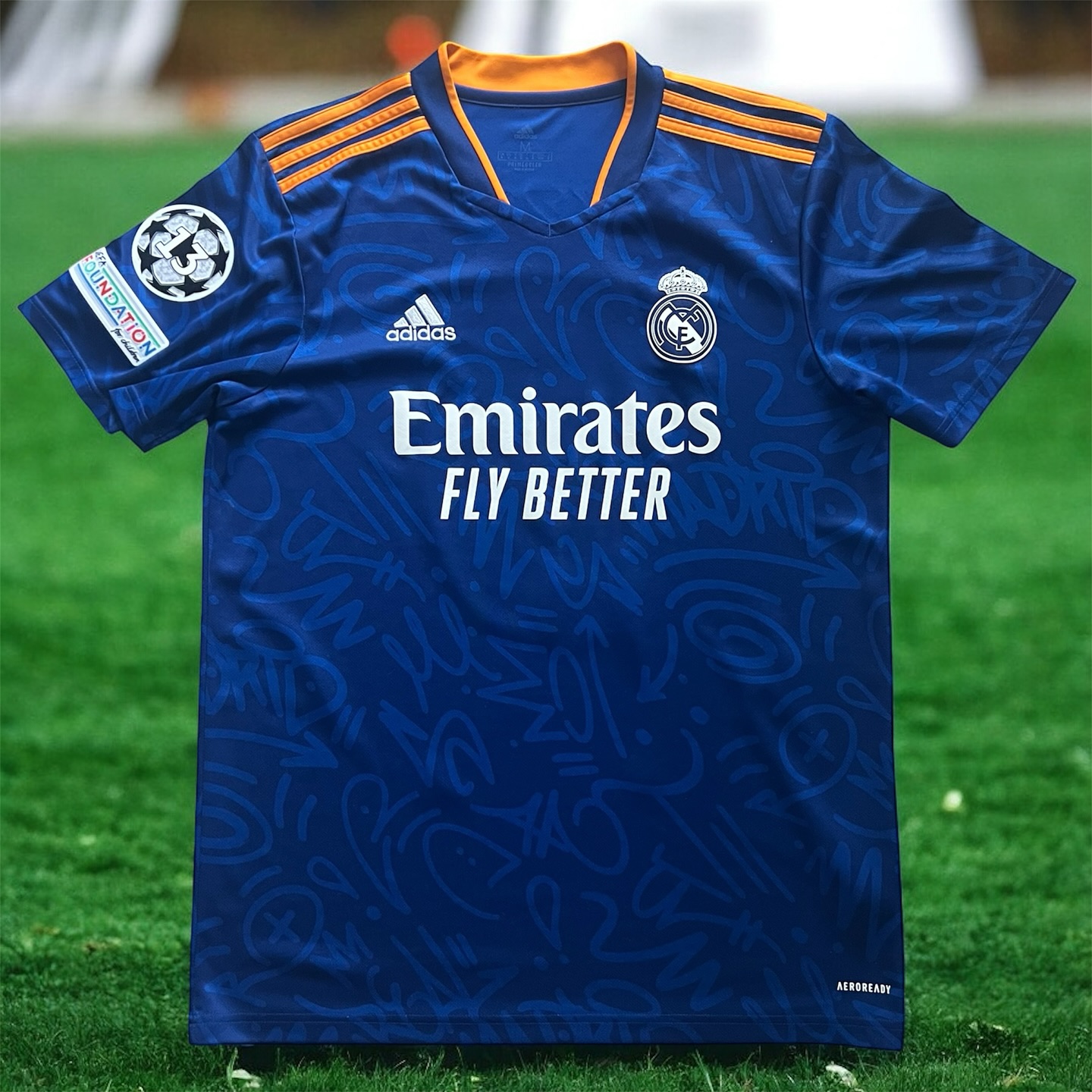 Real Madrid 2021-2022 Away Store Version Adidas - YourFootballShirt - Photo 1