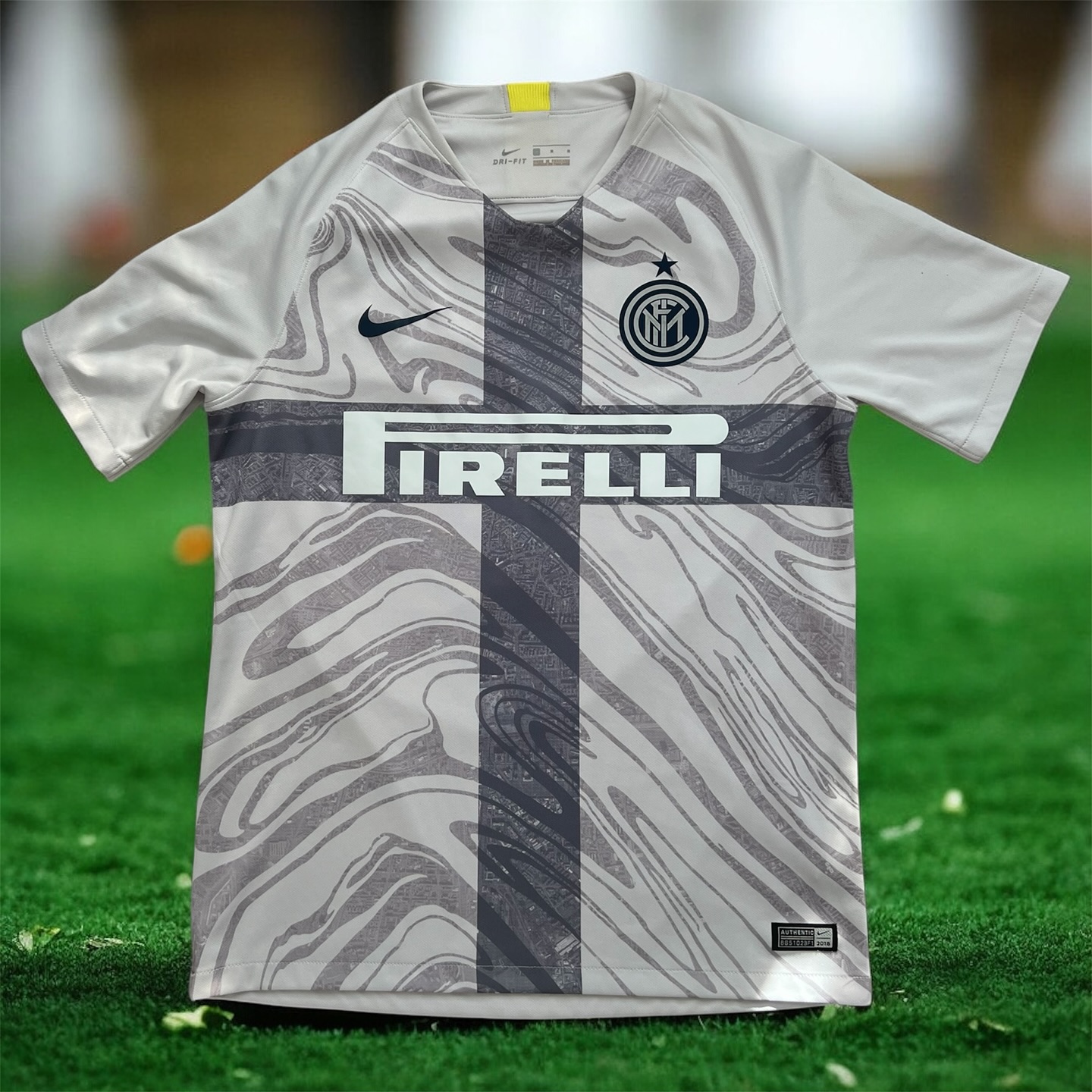 Inter Milan 2018-2019 Third Store Version Nike - YourFootballShirt - Photo 1