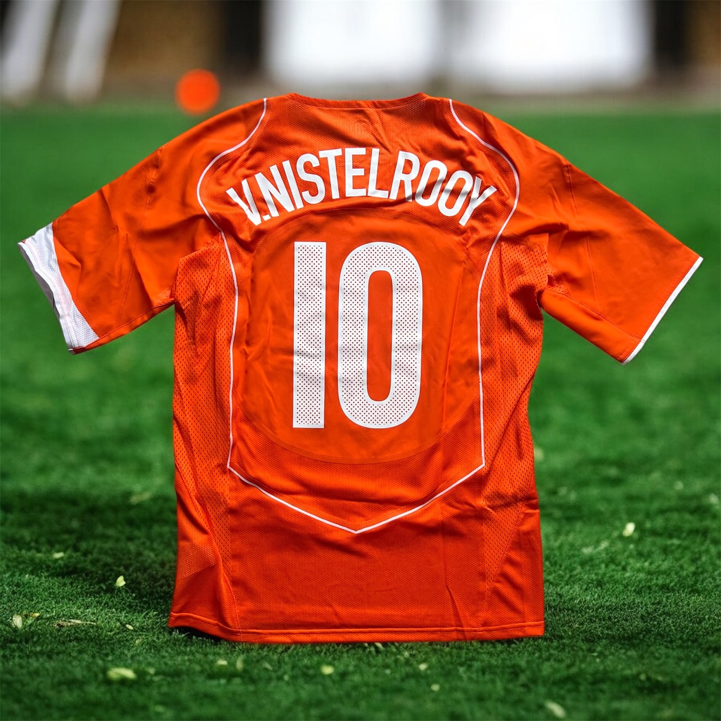 Holland 2004-2005 Home Van Nistlerooy #10
