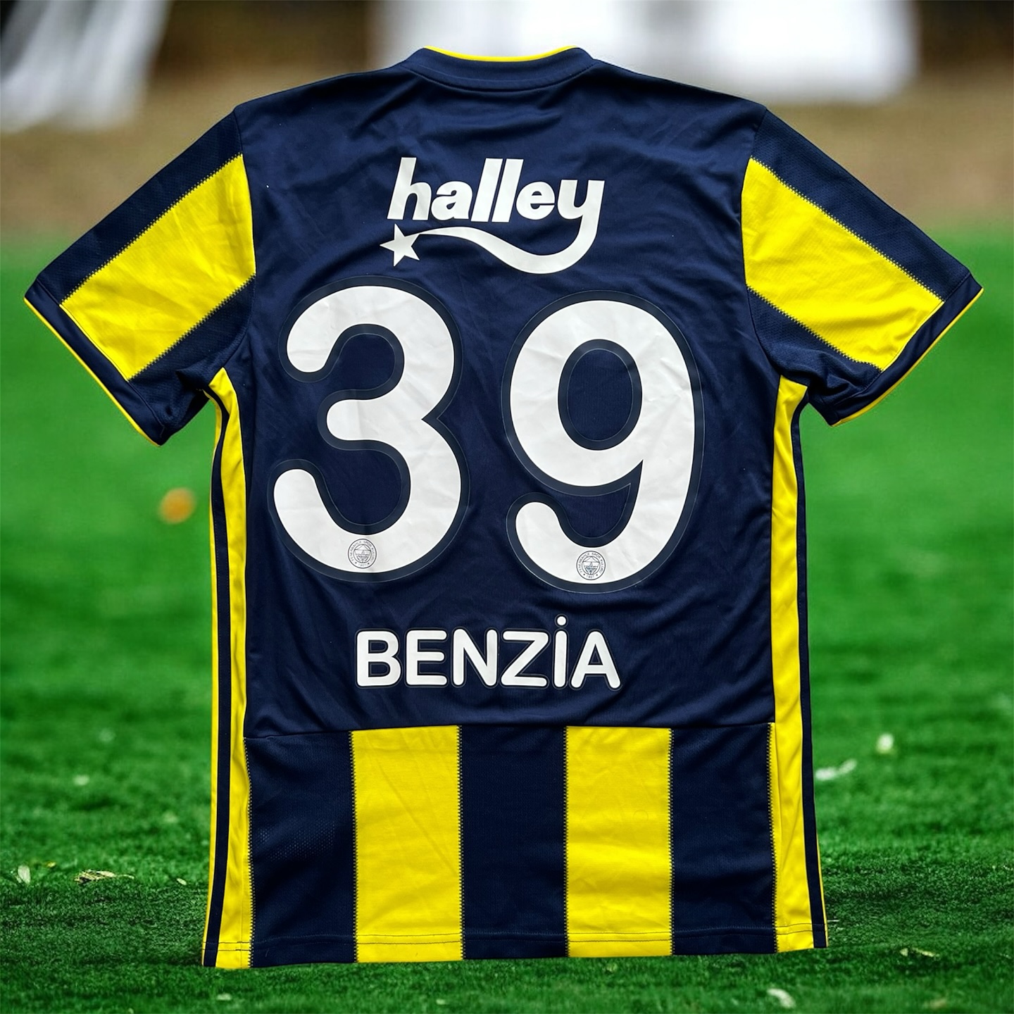 Fenerbahce 2018-2019 Home Store Version Adidas Benzia - YourFootballShirt - Photo 1