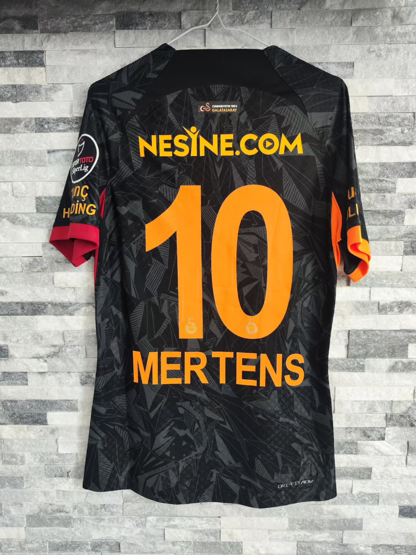 Galatasaray SK 2022-2023 Away Match Worn Nike - YourFootballShirt - Photo 1