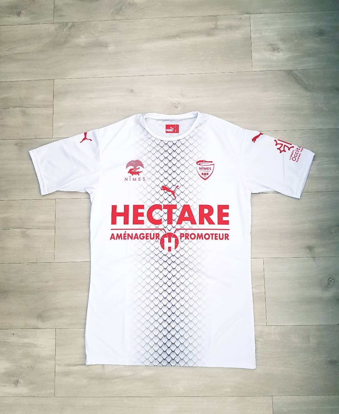 Nîmes 2019-2020 Away