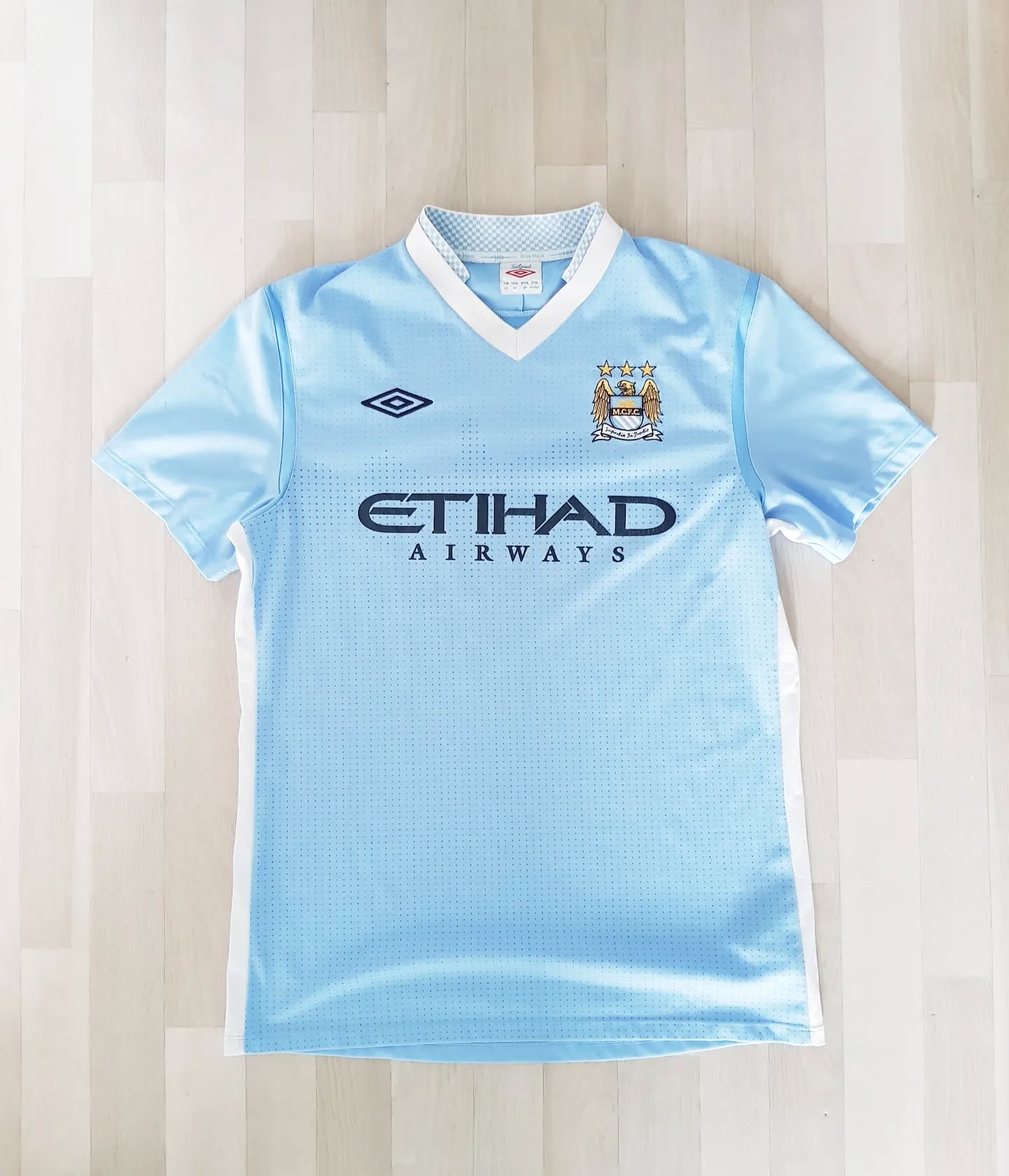 Manchester City 2011-2012 Home Store Version Umbro - YourFootballShirt
