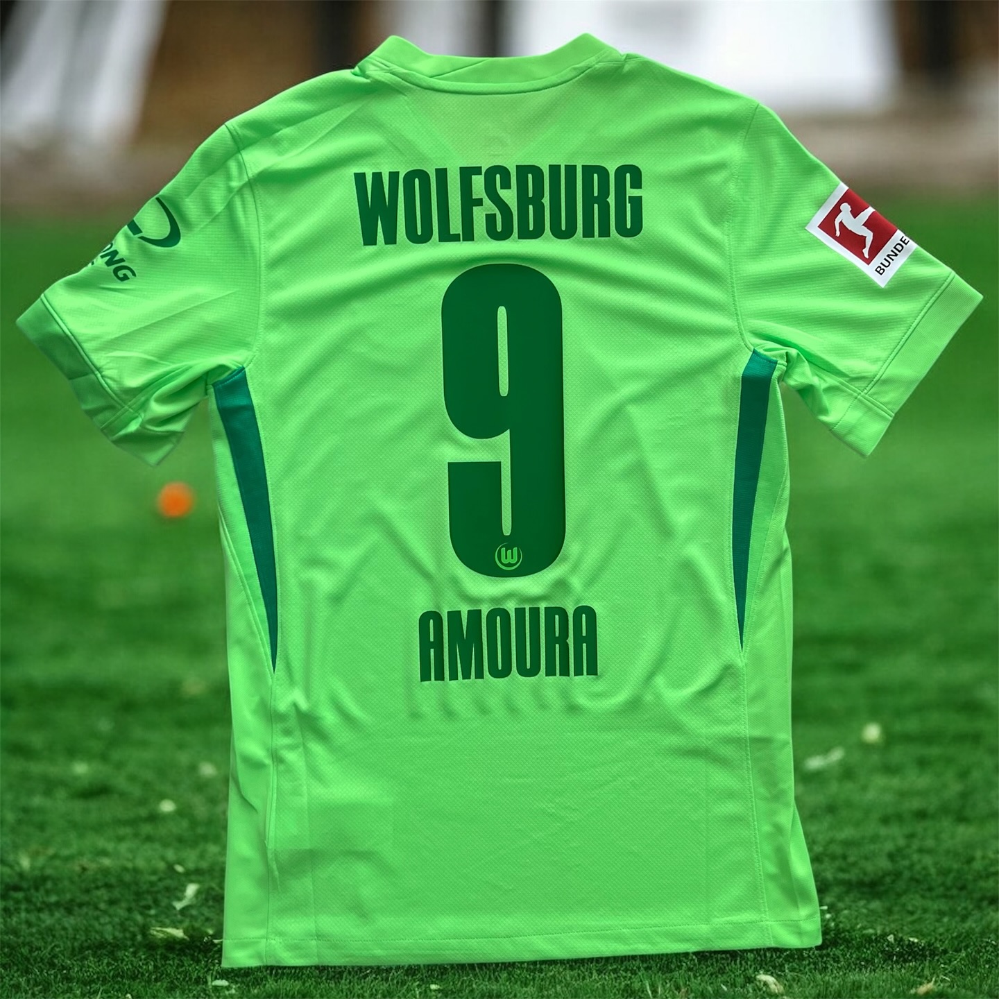 Wolfsburg 2024-2025 Home Amoura #9