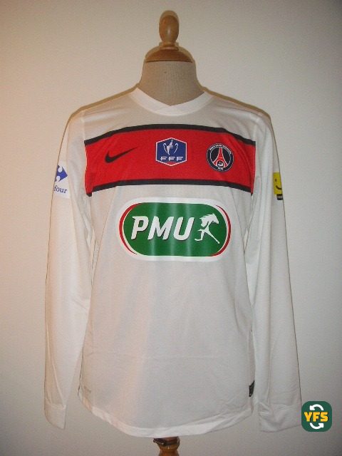 PSG 2011-2012 Away Match Worn Nike - YourFootballShirt - Photo 1