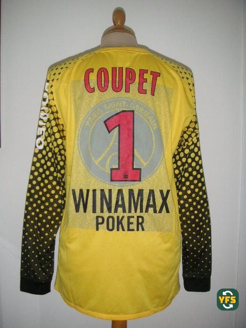 PSG 2010-2011 Goalkeeper Match Worn Nike - YourFootballShirt - Photo 1