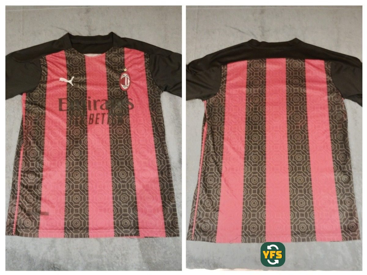 Milan AC 2015-2016 Home Store Version Puma - YourFootballShirt - Photo 1