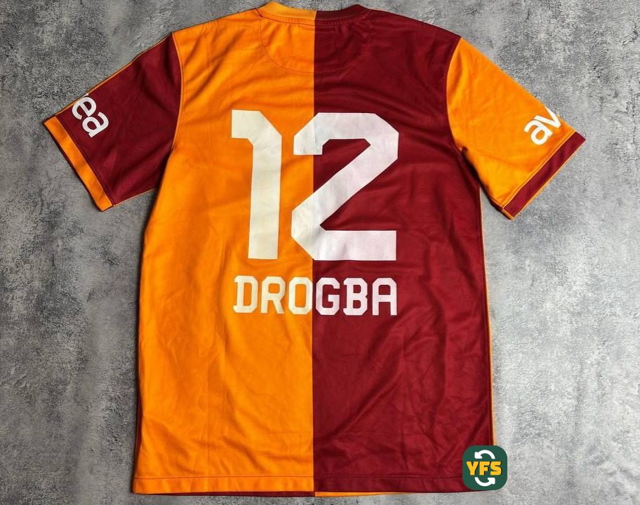 Galatasaray SK 2013-2014 Home Store Version Nike - YourFootballShirt - Photo 1