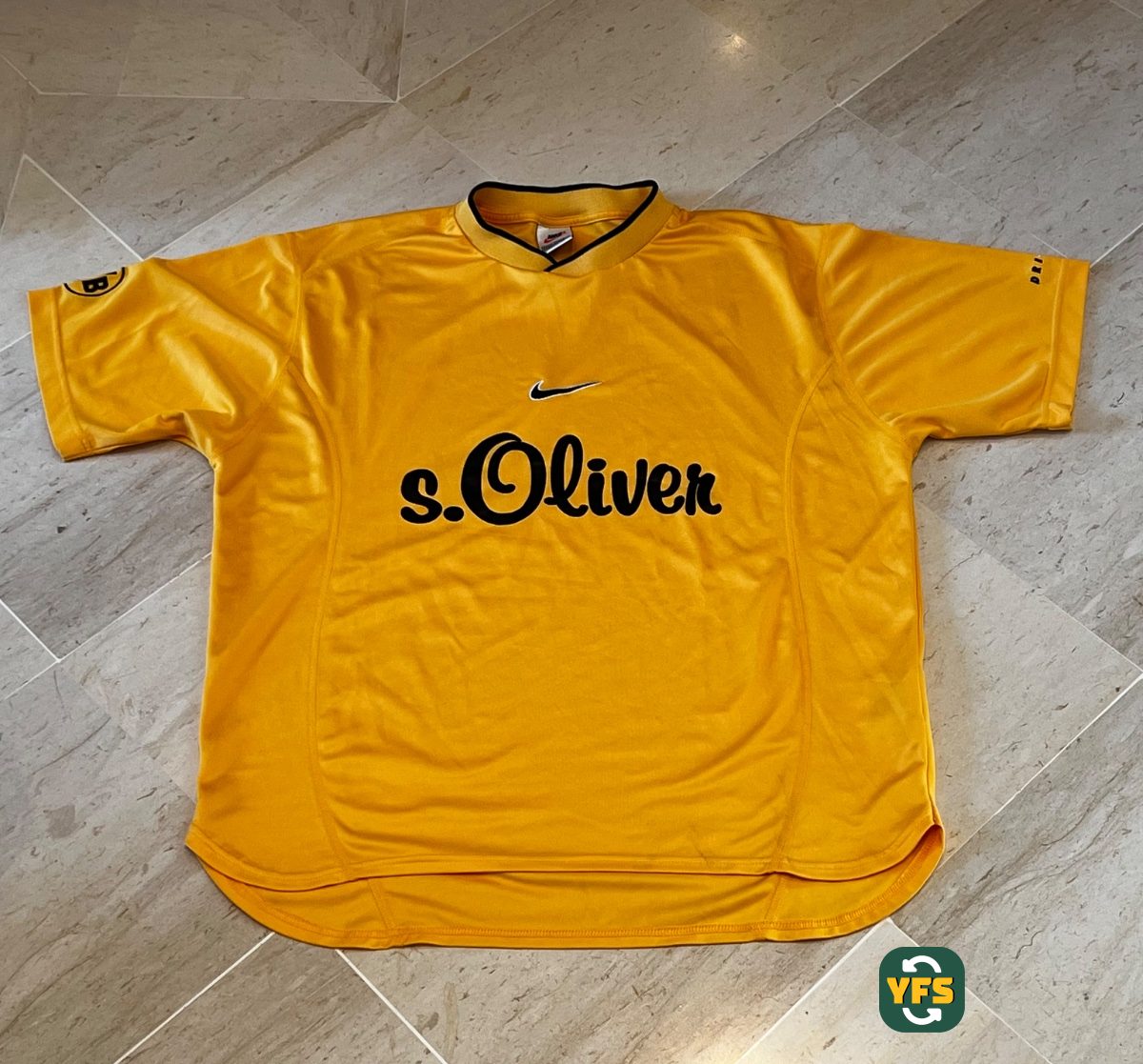 Borussia Dortmund 1998-1999 Training Pro Version Nike - YourFootballShirt - Photo 1