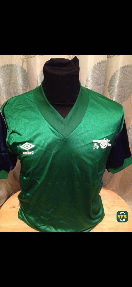 Arsenal 1982-1983 Away Store Version Umbro - YourFootballShirt