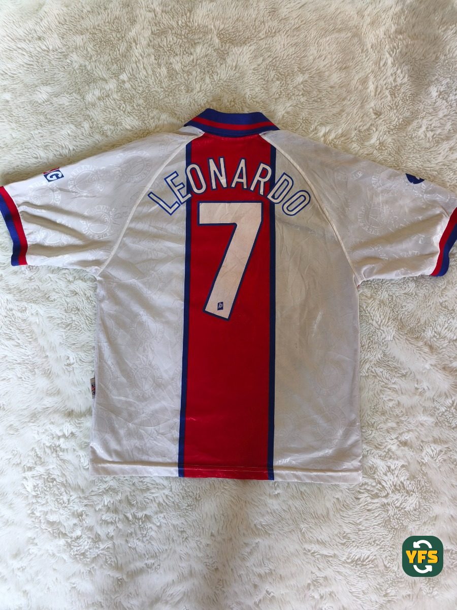 PSG 1996-1997 Away Store Version Nike - YourFootballShirt - Photo 1