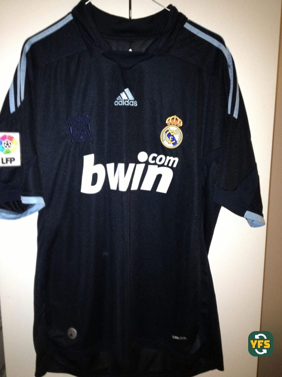 Real Madrid 2009-2010 Away Store Version Adidas - YourFootballShirt - Photo 1