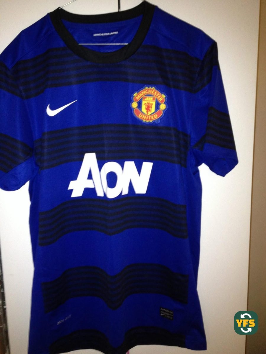 Manchester United 2011-2012 Away Store Version Nike - YourFootballShirt