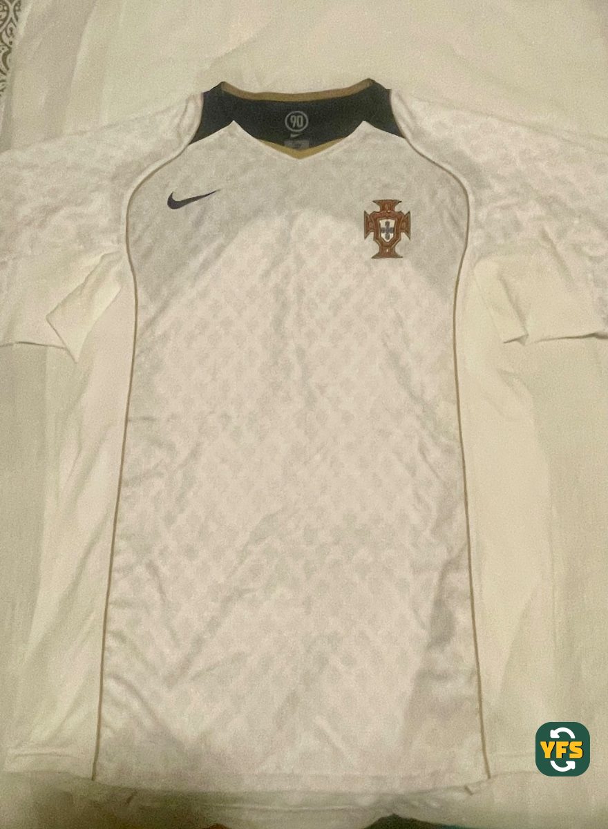 Portugal 2004-2005 Away