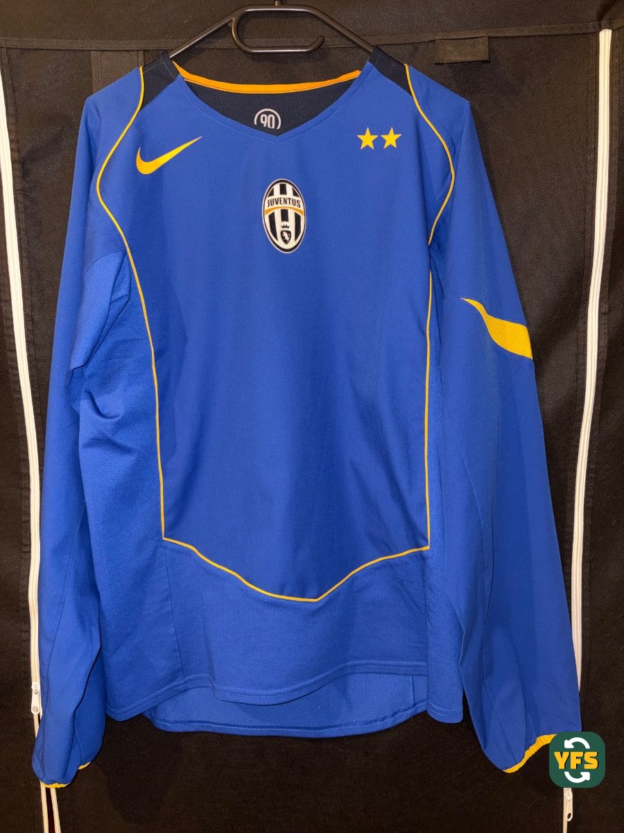 Juventus Turin 2004-2005 Third Issued Nike - YourFootballShirt - Photo 1