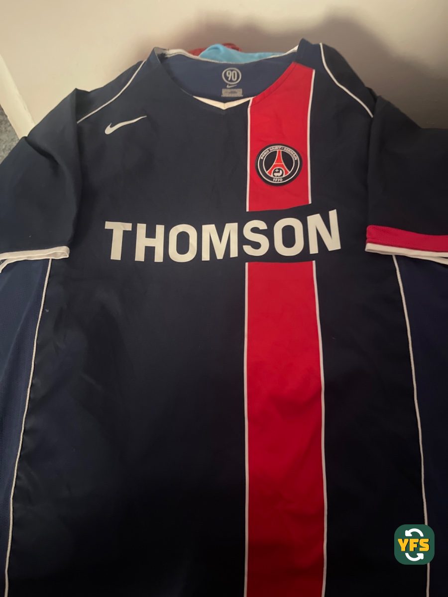 PSG 2004-2005 Away Store Version Nike - YourFootballShirt - Photo 1