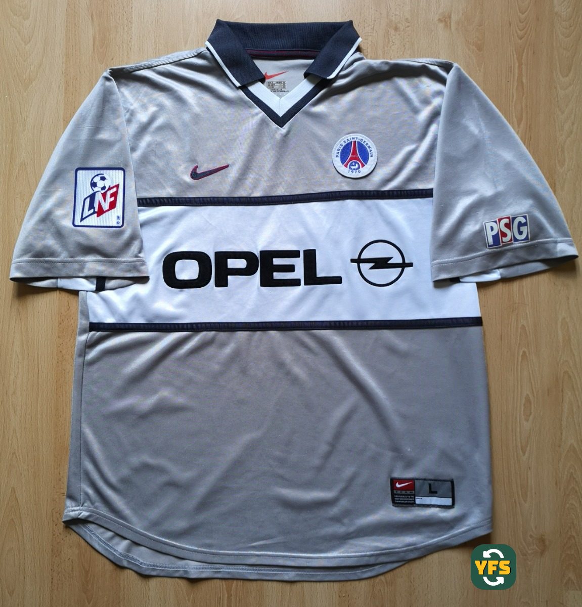 PSG 1999-2000 Away Store Version Nike - YourFootballShirt - Photo 1