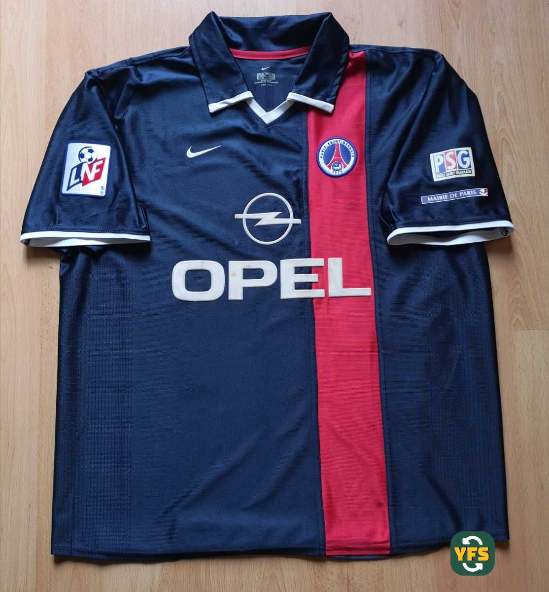 PSG 2001-2002 Home Store Version Nike - YourFootballShirt - Photo 1