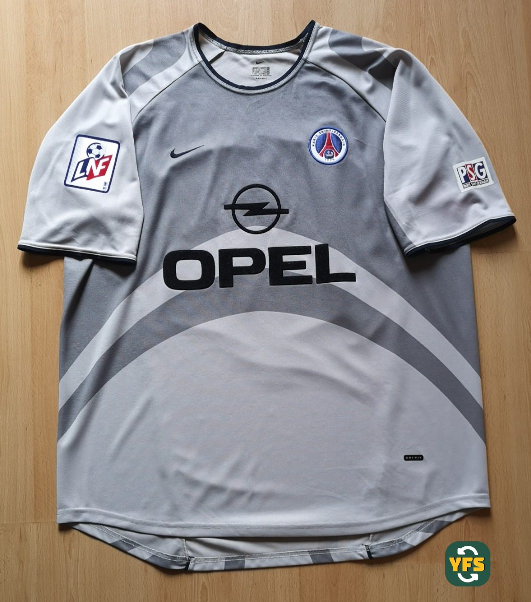 PSG 2001-2002 Away Store Version Nike - YourFootballShirt - Photo 1