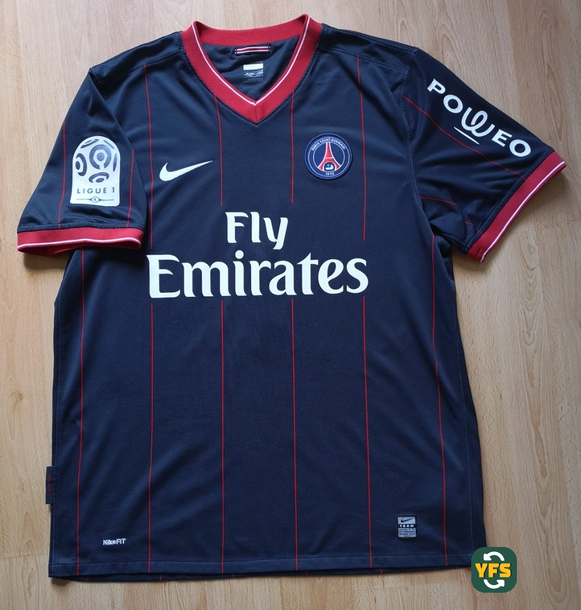 PSG 2009-2010 Home Store Version Nike - YourFootballShirt - Photo 1