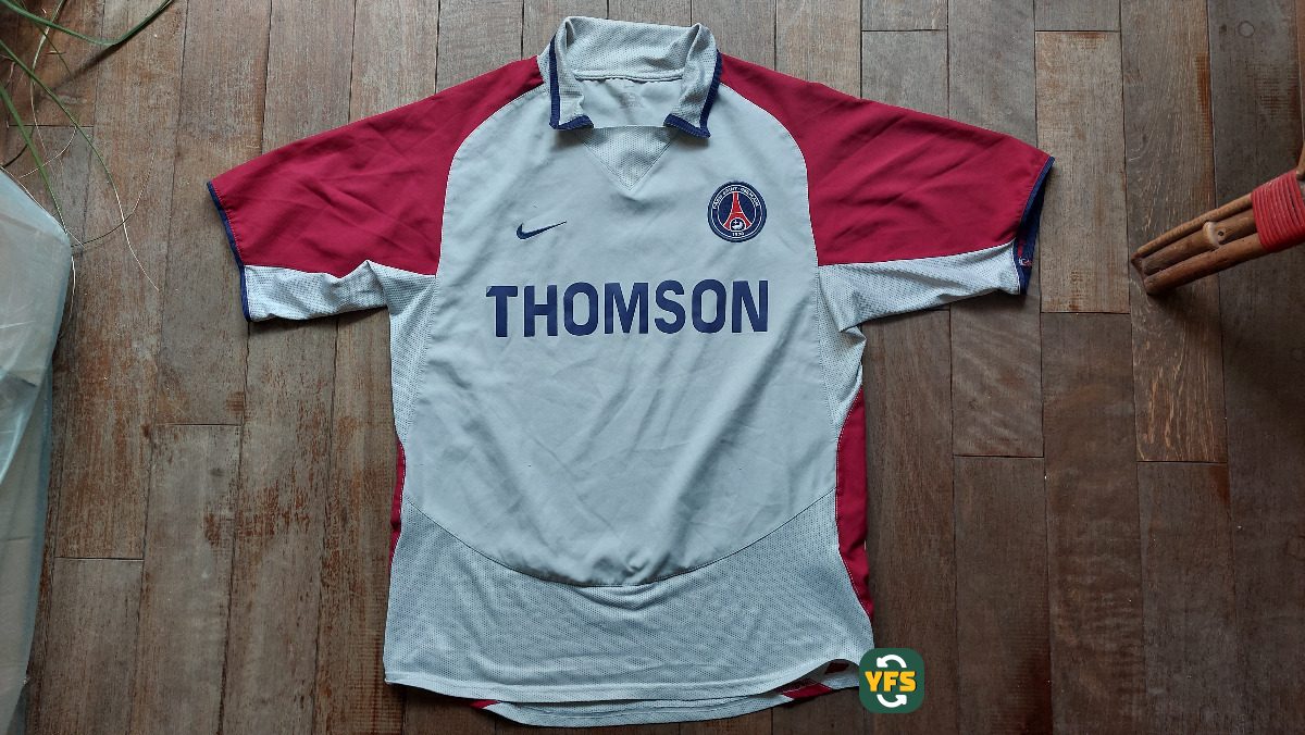 PSG 2003-2004 Away Store Version Nike - YourFootballShirt - Photo 1