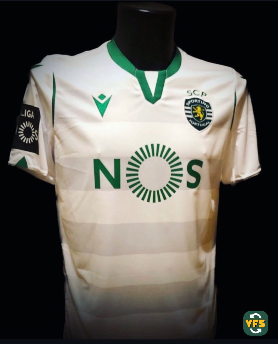 Sporting Lisboa 2017-2018 Away Issued Macron - YourFootballShirt - Photo 1