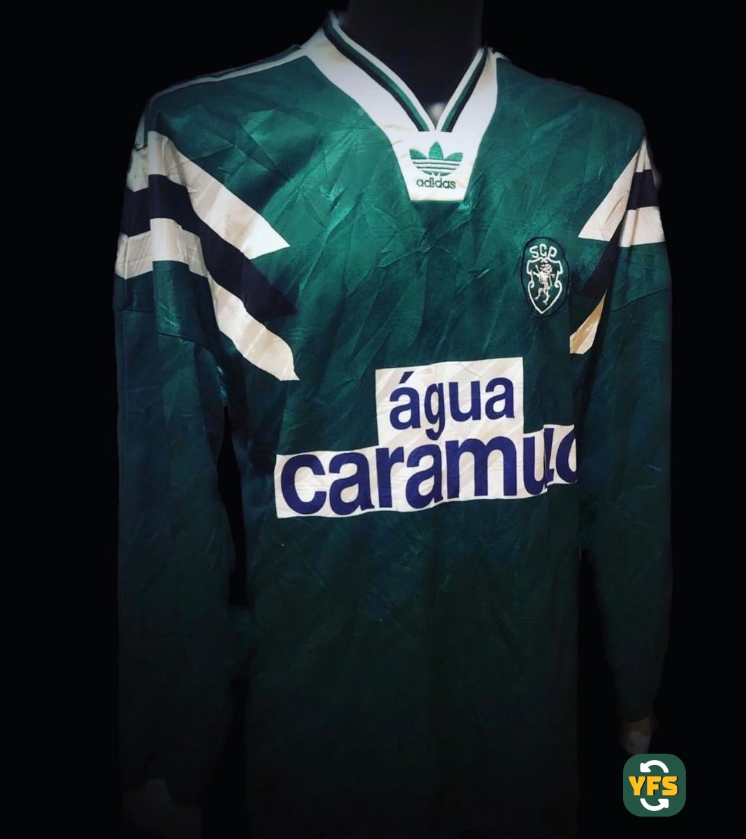 Sporting Clube Portugal 1992-1993 Third Store Version Adidas - YourFootballShirt - Photo 1