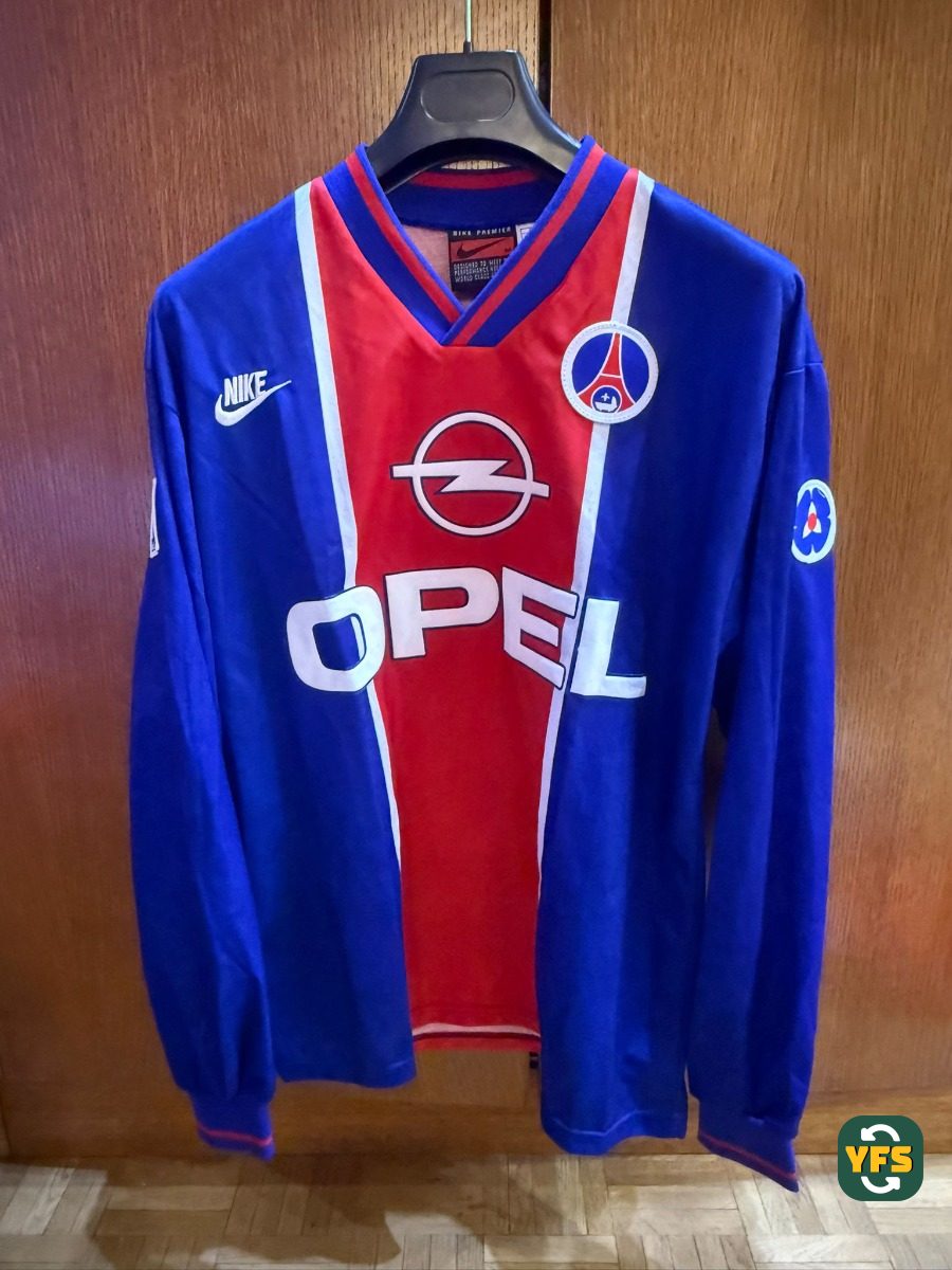 PSG 1995-1996 Home Issued Nike - YourFootballShirt - Photo 1
