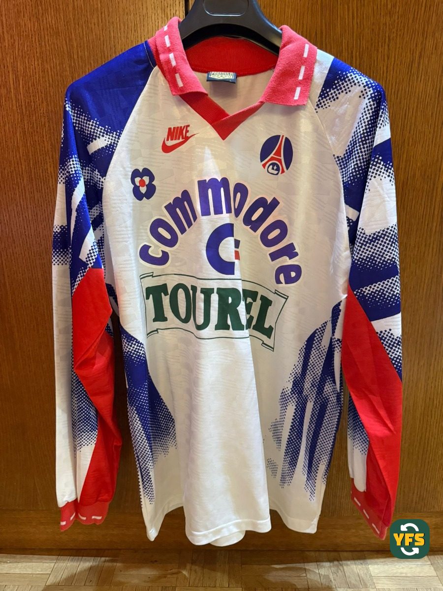 PSG 1992-1993 Away Store Version Nike - YourFootballShirt - Photo 1