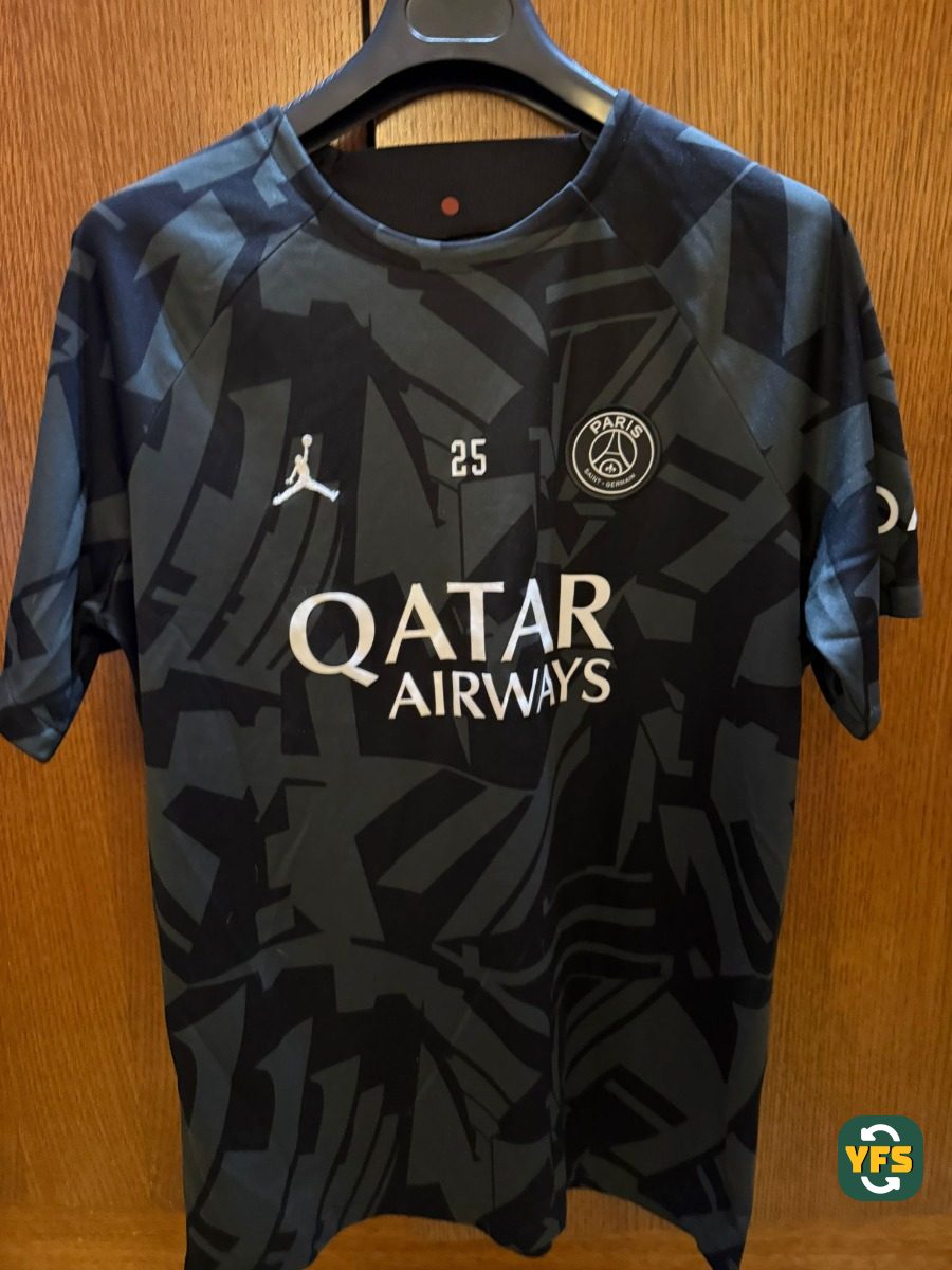 PSG 2022-2023 Fourth Match Worn Nike - YourFootballShirt - Photo 1