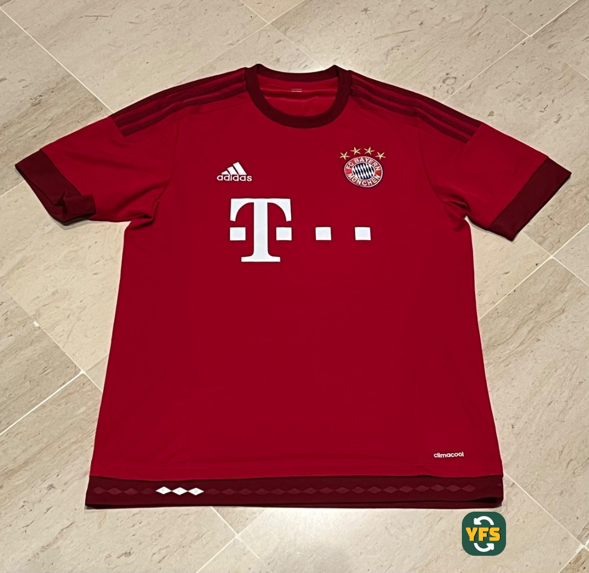 Bayern Munich 2015-2016 Home Store Version Adidas - YourFootballShirt - Photo 1