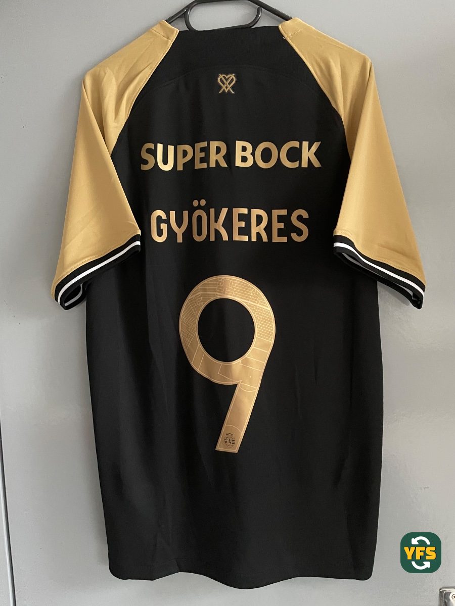 Sporting Clube Portugal 2023-2024 Away Store Version Nike Gyokeres - YourFootballShirt - Photo 1