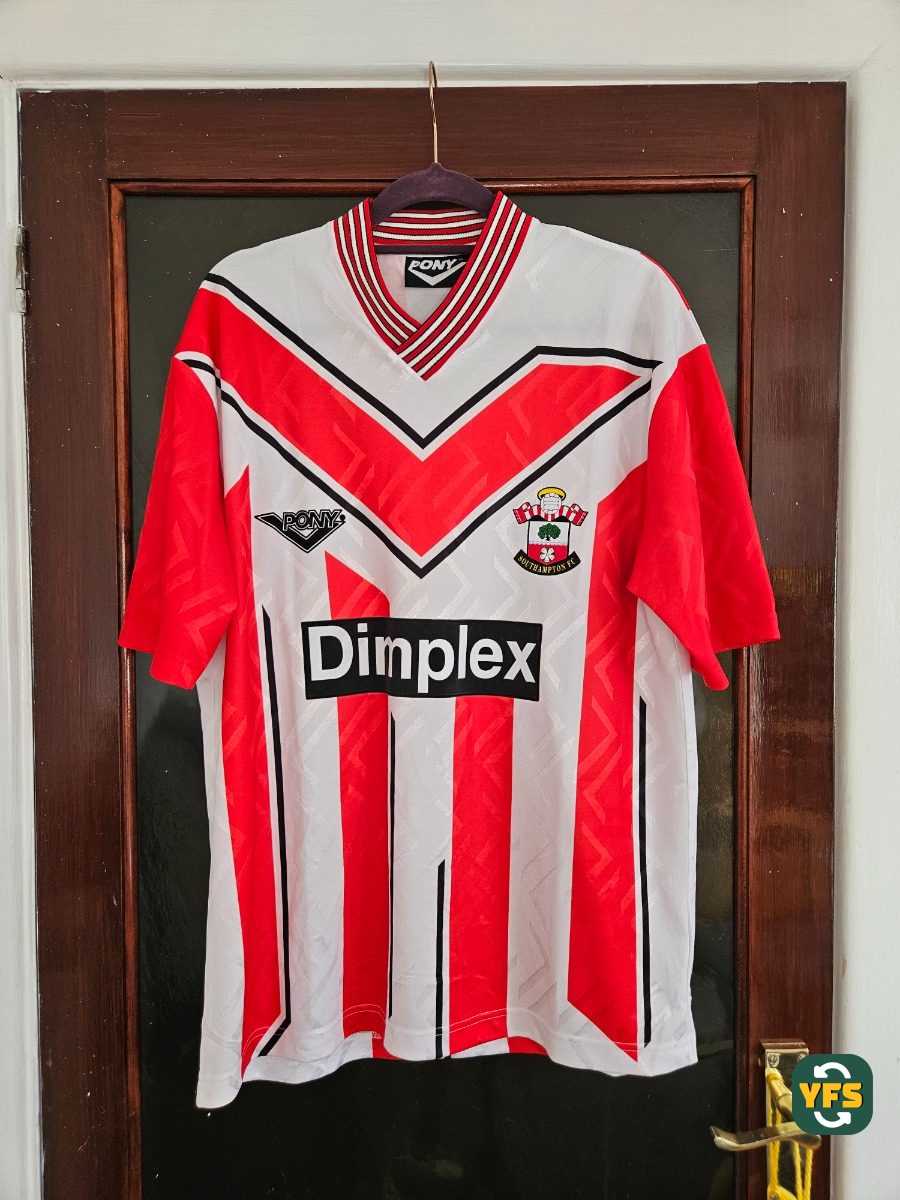 Southampton 1993-1994 Home Store Version Pony - YourFootballShirt - Photo 1