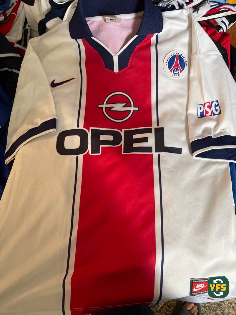 PSG 1996-1997 Away Store Version Nike - YourFootballShirt - Photo 1