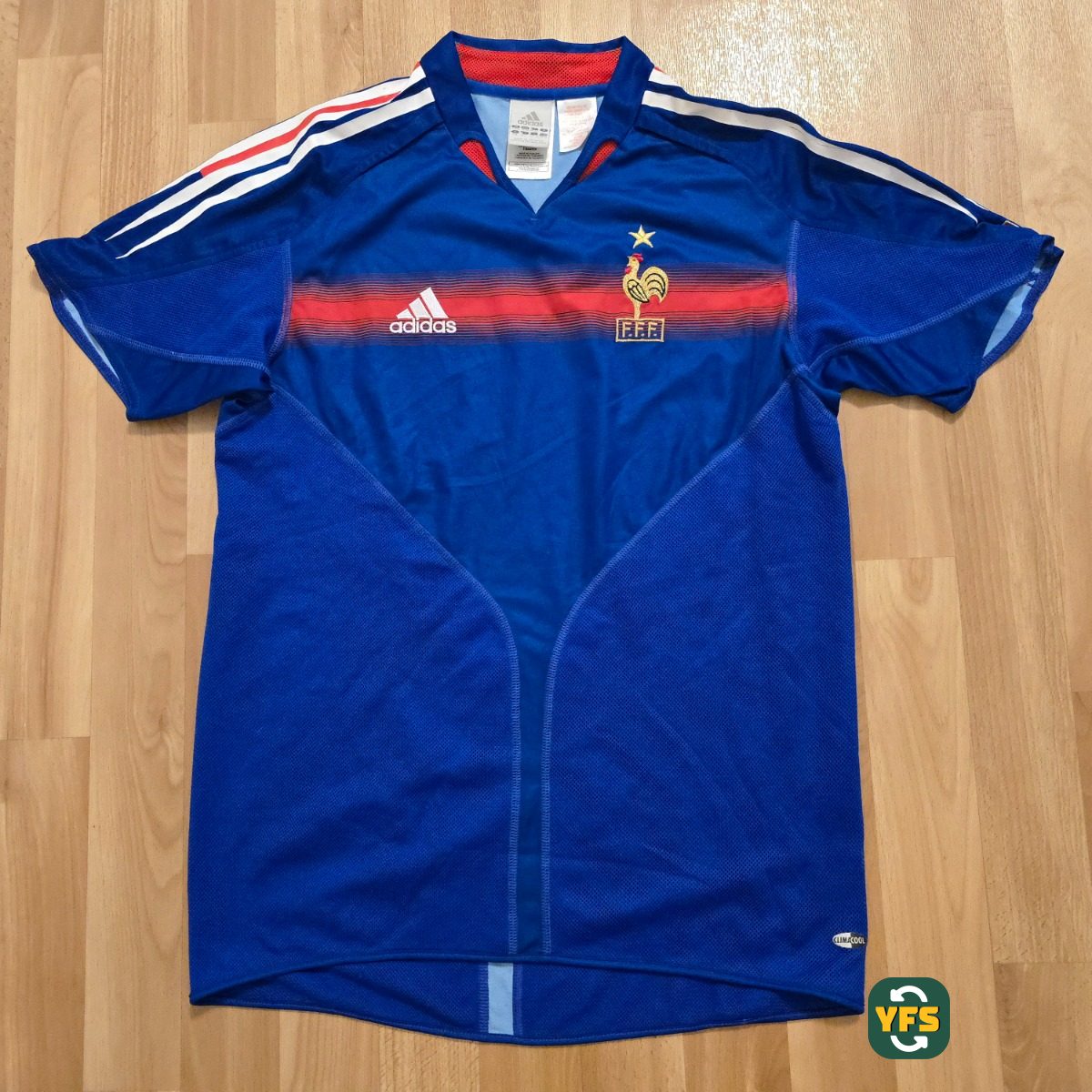 France 2003-2004 Home Store Version Adidas - YourFootballShirt - Photo 1