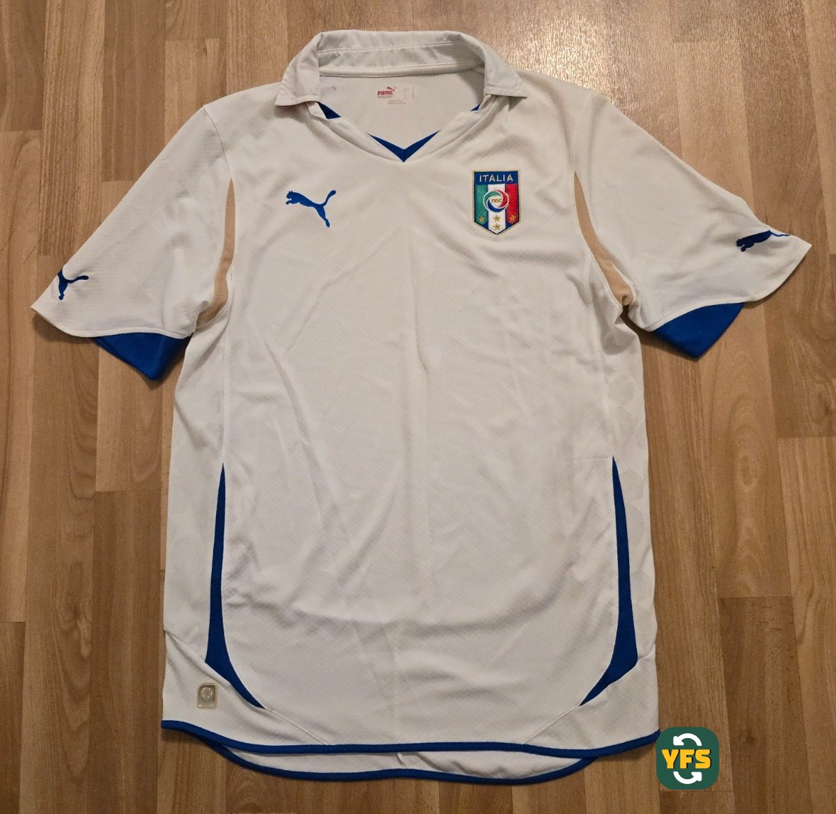 Italy 2010-2011 Away