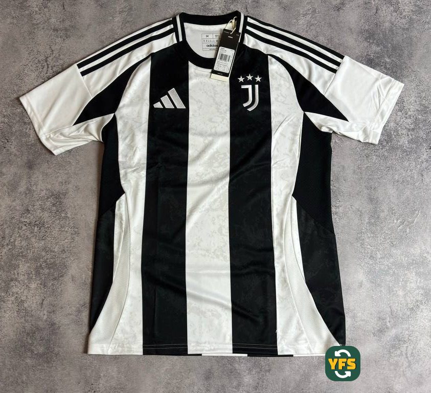 Juventus Turin 2024-2025 Home Store Version Adidas - YourFootballShirt - Photo 1