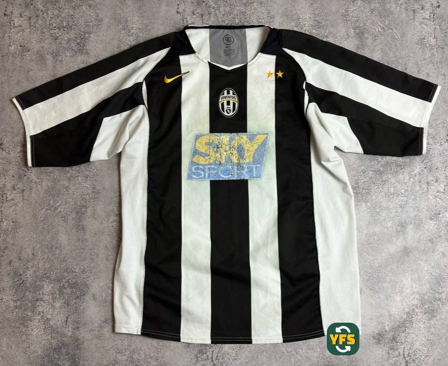 Juventus Turin 2004-2005 Home Store Version Nike - YourFootballShirt - Photo 1