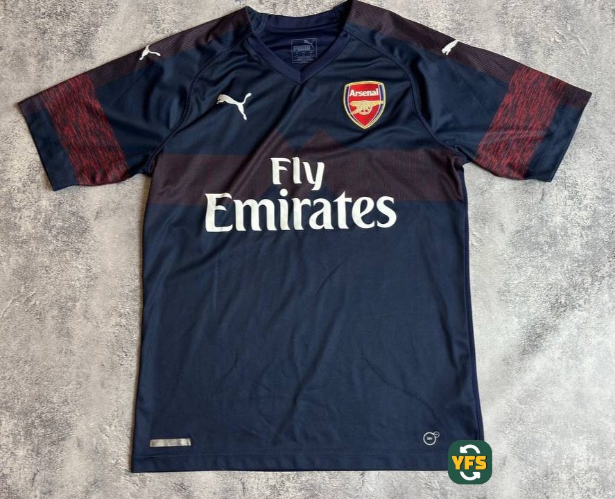 Arsenal 2018-2019 Away Store Version Puma - YourFootballShirt - Photo 1