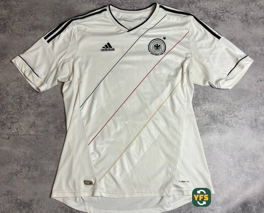 Germany 2012-2013 Home Store Version Adidas - YourFootballShirt - Photo 1