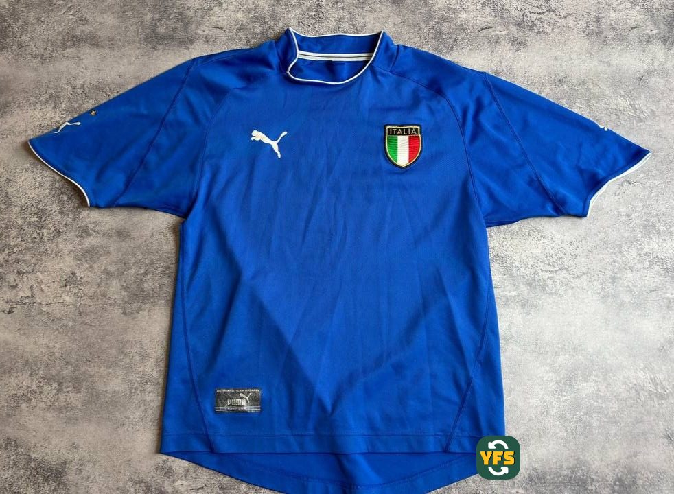 Italy 2003-2004 Home Store Version Puma - YourFootballShirt - Photo 1