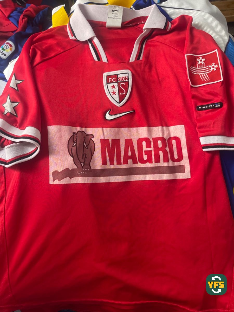 Fc Sion 1998-1999 Home Issued Nike - YourFootballShirt - Photo 1
