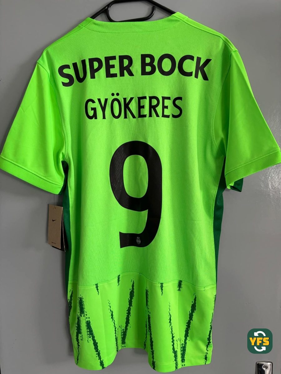 Sporting Clube Portugal 2024-2025 Away Store Version Nike - YourFootballShirt - Photo 1