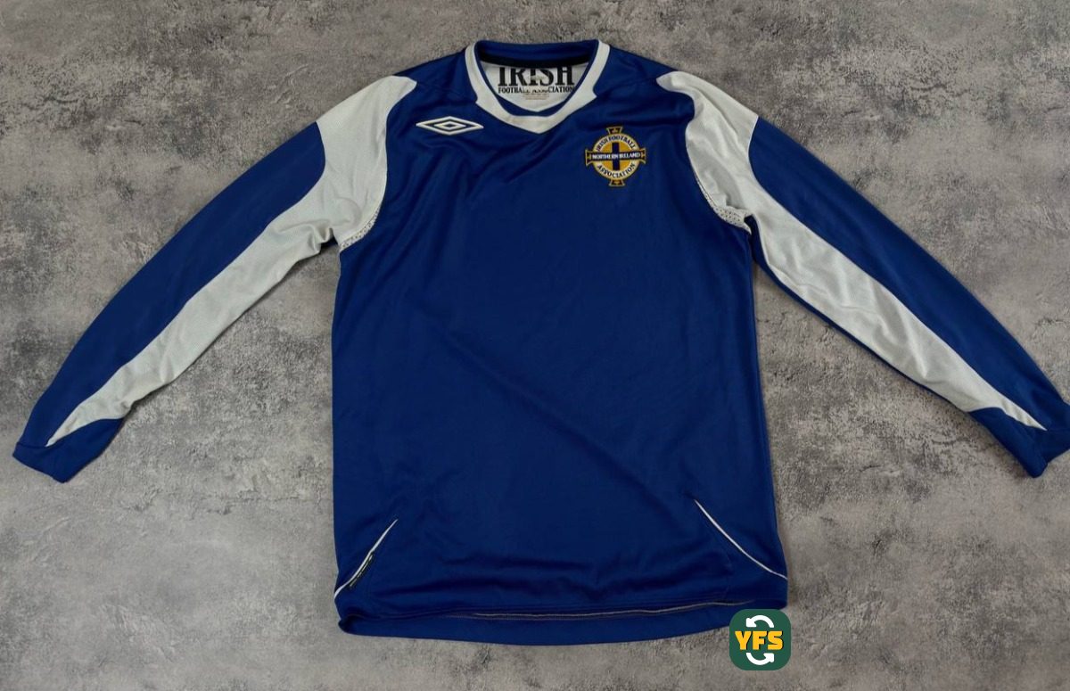 Northern Ireland 2007-2008 Away Store Version Umbro - YourFootballShirt - Photo 1