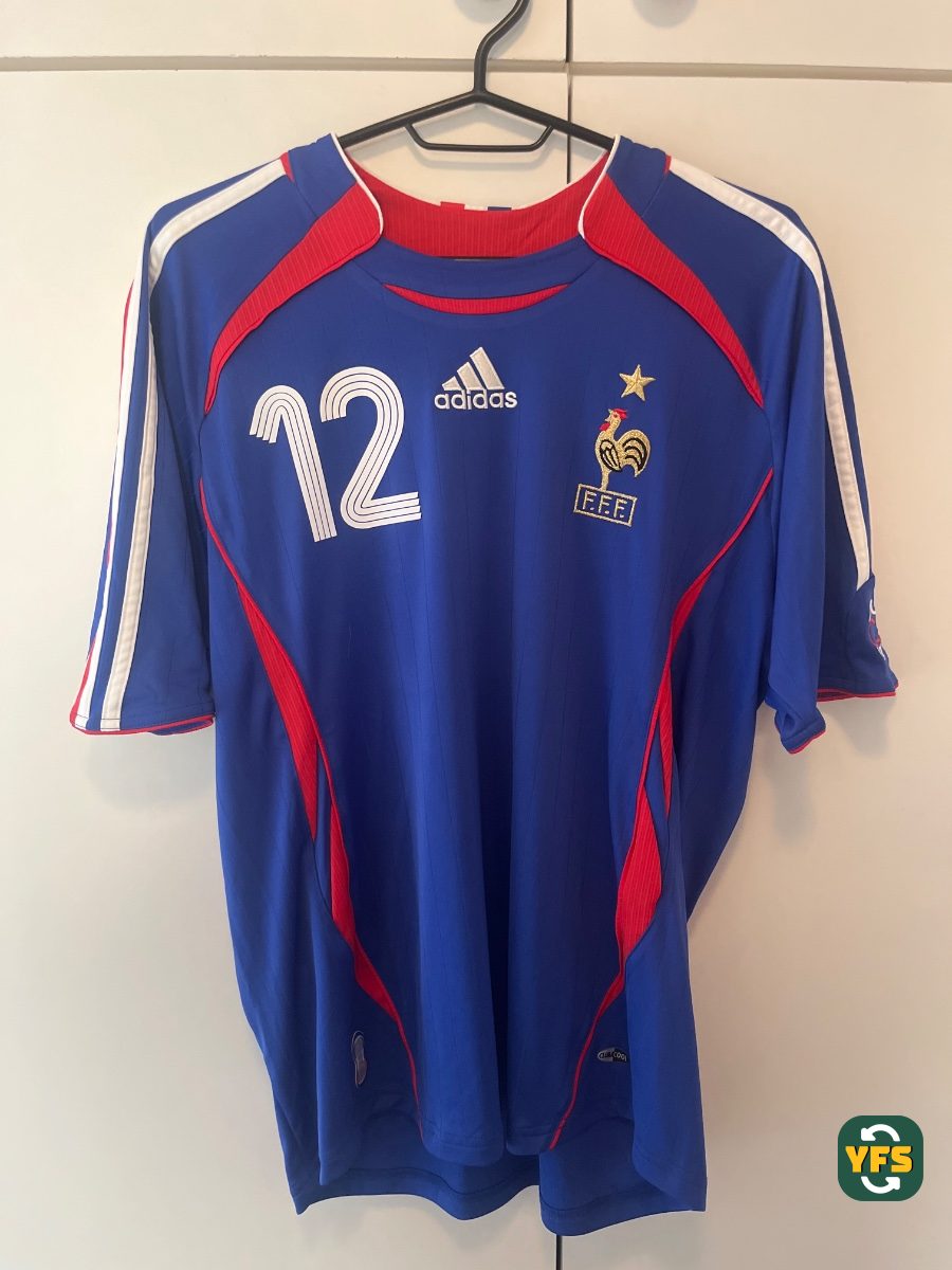 France 2005-2006 Home Store Version Adidas - YourFootballShirt - Photo 1