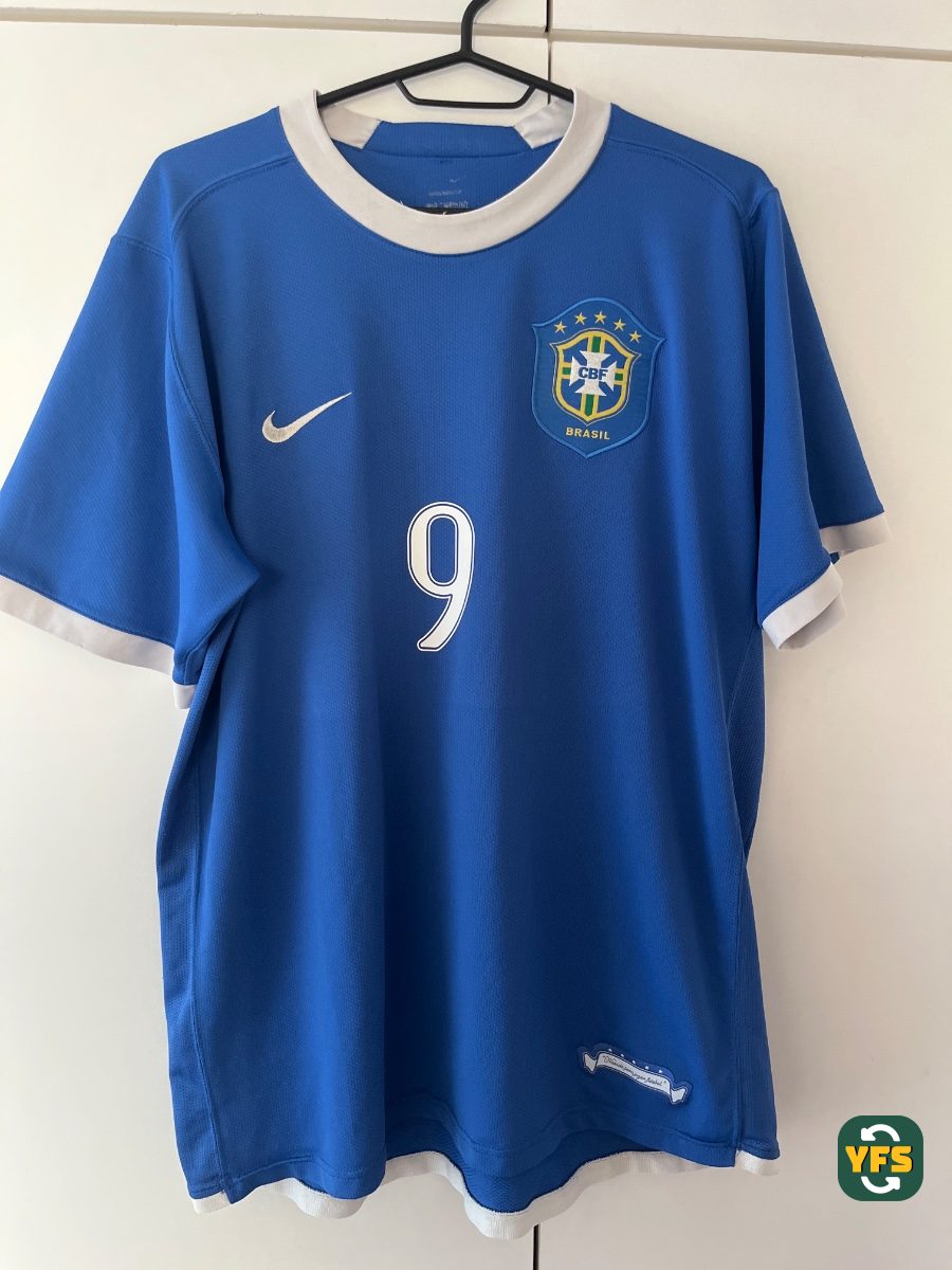 Brazil 2005-2006 Away Store Version Nike - YourFootballShirt - Photo 1
