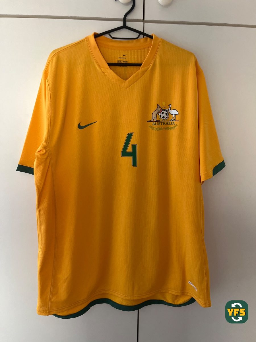Australia 2005-2006 Home Tim Cahill #4
